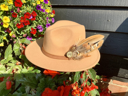 Golden Reeves Venery Pheasant Hat/Lapel Brooch
