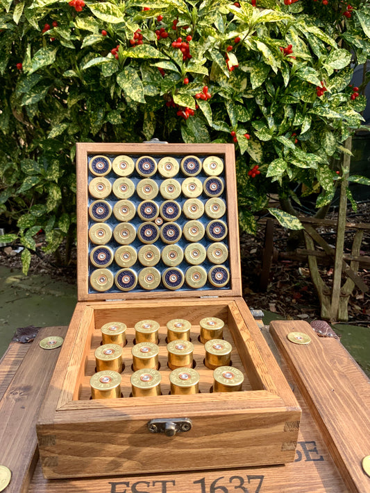 Shooting Peg Box - 12 Peg Beech Wood with Mili Emblem