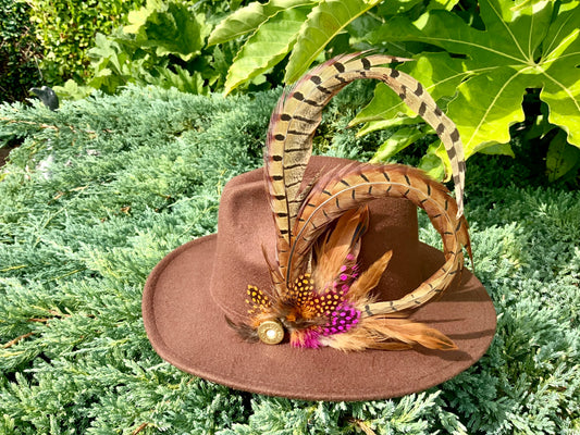 Pheasant tail circle with pink and orange Guinea Fowl